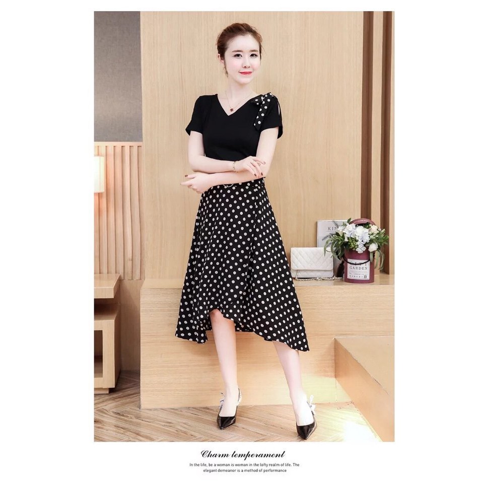 Giá Gốc - Đầm Đen Váy Chấm Bi Đắp Chéo | BigBuy360 - bigbuy360.vn