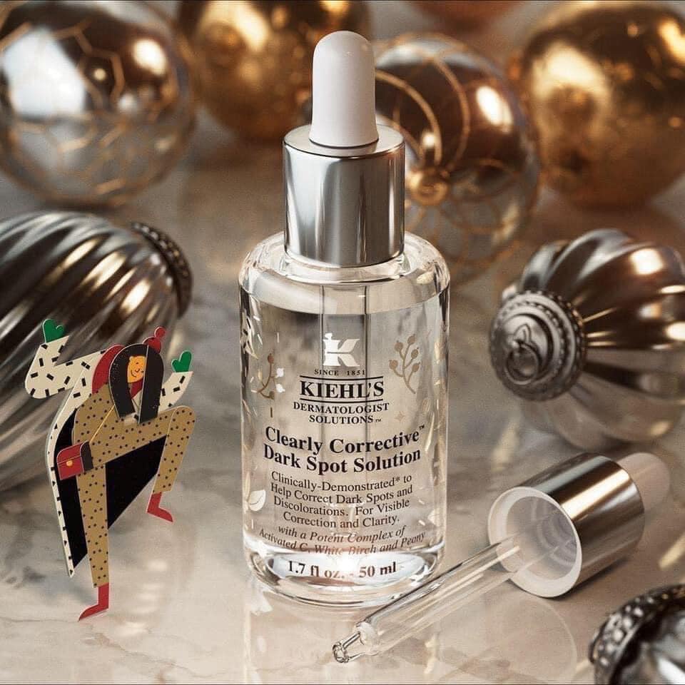 Tinh chất serum làm sáng da mờ thâm mụn Clearly Corrective Dark Spot Solution 50ml