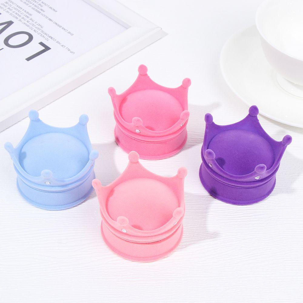 Giá Đỡ Trưng Bày Trang Sức Hình Vương Miện Độc Đáo