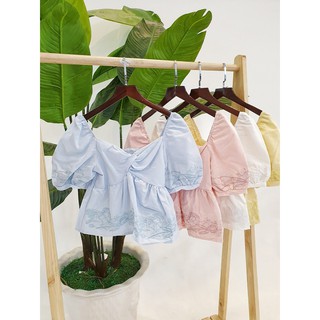 Áo babydoll tay ngắn cổ vuông chun vai nhún lưng (hình shop tự chụp)