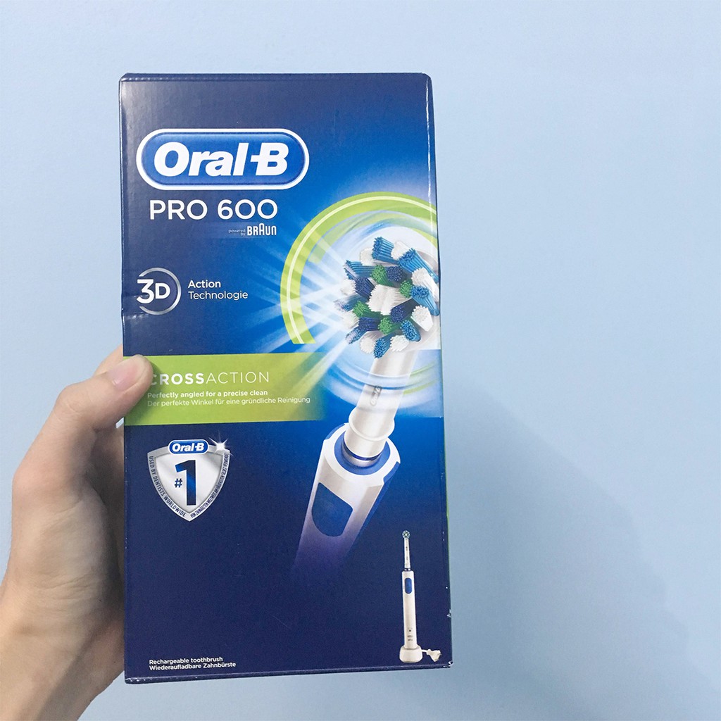 Bàn chải điện Oral-B Pro 600, Pro 700 3D