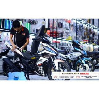 Tem trùm xe Winner trắng đỏ đen 150 V1, độ thiết kế team dán phủ decal xe máy giá rẻ đẹp