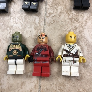 Lego minifigures chính hãng
