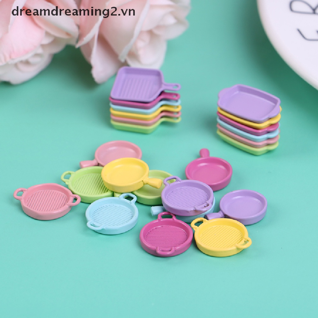 Bộ 4 Mô Hình Búp Bê Tỉ Lệ 1 / 12 Dùng Để Trang Trí