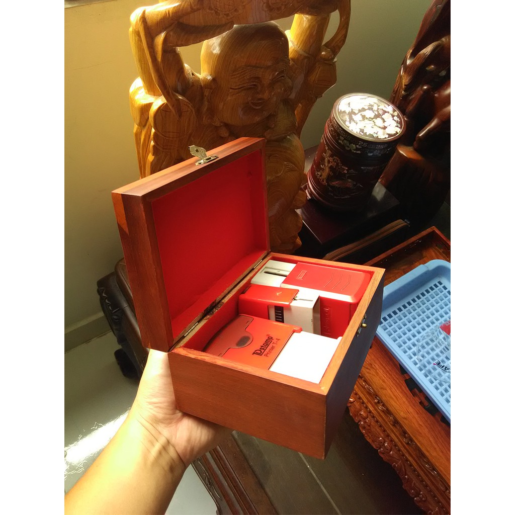 Hộp đựng con dấu gỗ hương quý mặt trạm tích phong thủy bát tiên