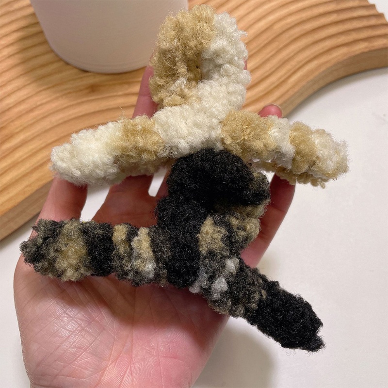 Kẹp Tóc Càng Cua Phủ Lông Thời Trang Xinh Xắn