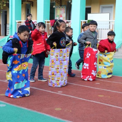 Bao bố - Túi Nhảy Cho Bé Mầm non và tiểu học mix màu xanh đỏ vàng