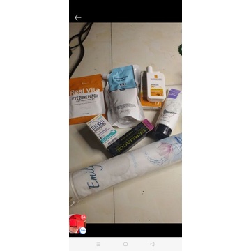 combor sản phẩm chăm sóc da.