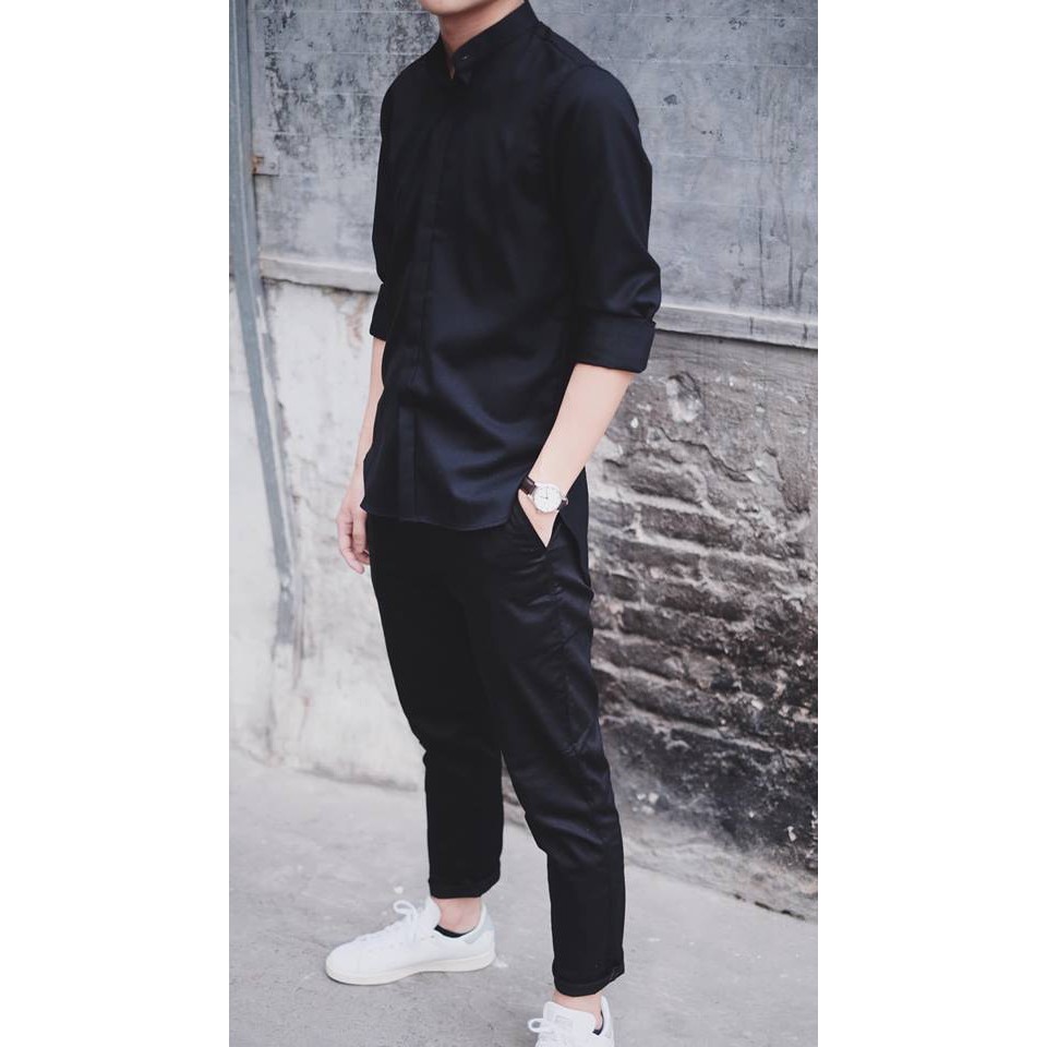 Sơ Mi Nam Cổ Tàu Chất Lụa Mịn Màu Đen Dáng Body Lịch Lãm | BigBuy360 - bigbuy360.vn