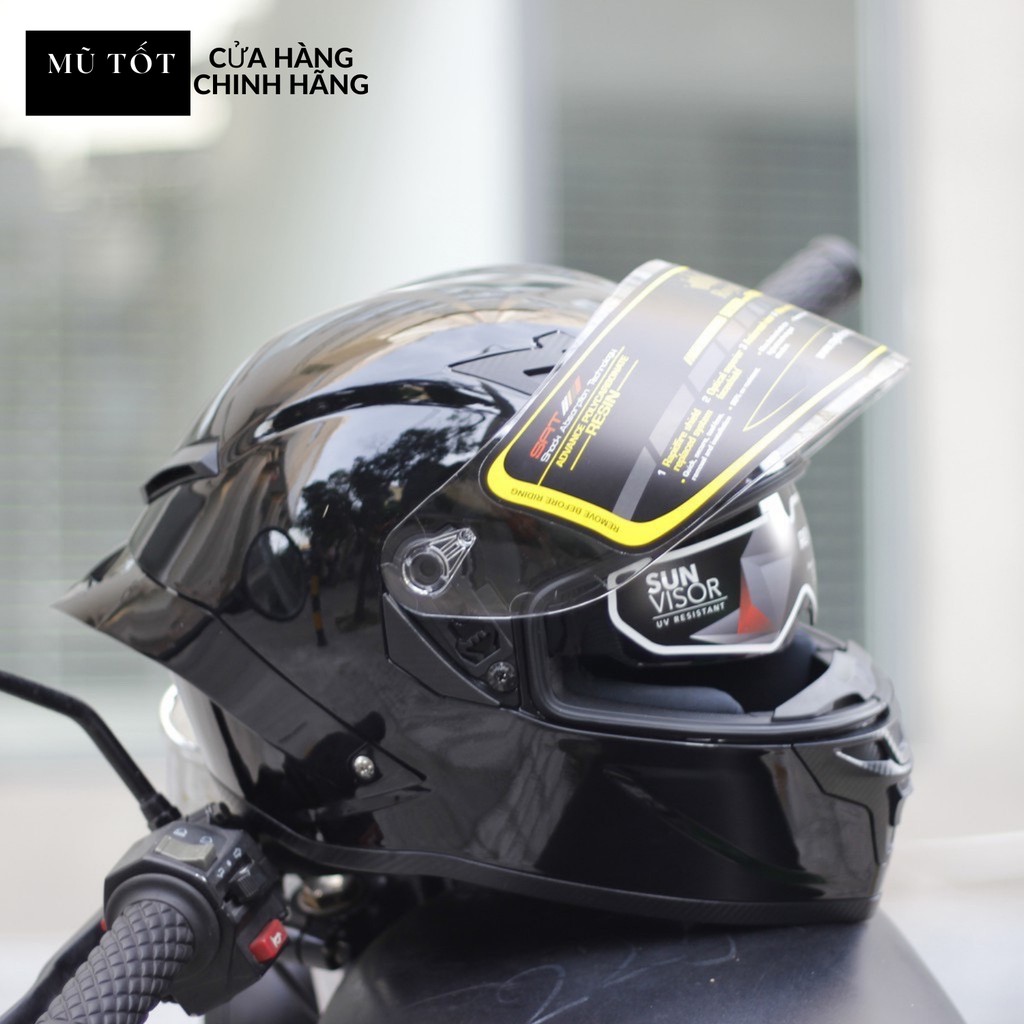 Mũ Bảo Hiểm Fullface Royal M137- Đen Bóng - Hai Kính - Bảo Hành 12 Tháng - Tặng Kèm Balo Dây rút