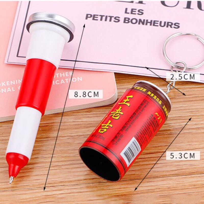 Móc khoá lon nước ngọt kèm bút bi