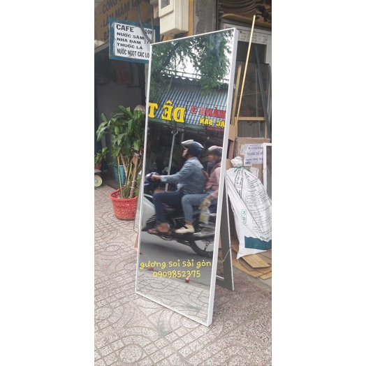 Gương soi toàn thân. (gương shop tràn viền)