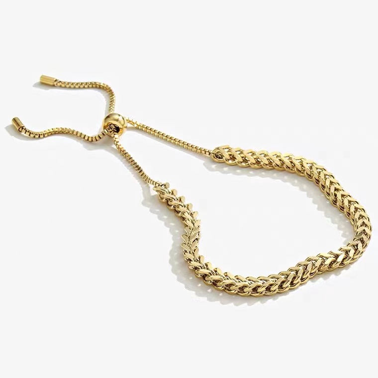 Vòng đeo tay bằng thép titan không thấm nước mạ vàng 18k tùy chỉnh phong cách âu mỹ làm quà tặng cho nữ