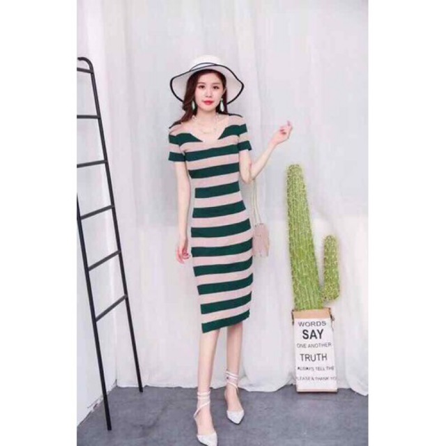 250 Đầm kẻ ngang hàng si hàng thùng ( hình ảnh chỉ mang tính chất minh hoạ live )