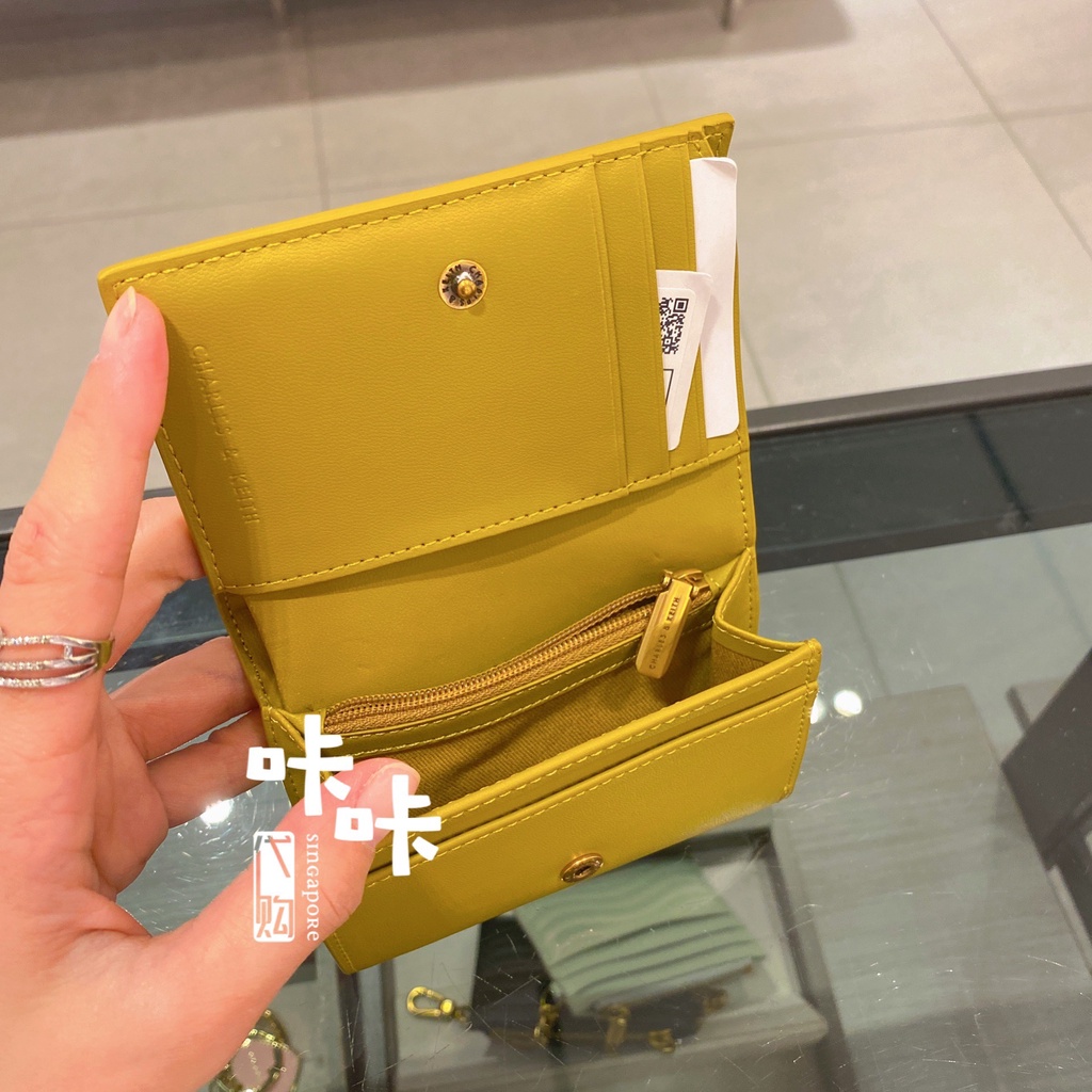 Túi Nữ Phong Cách Mới10770534 Ví Ngắn Cầm Tay Thiết Kế Dây Xích Nhồi Bông Cho Nữ