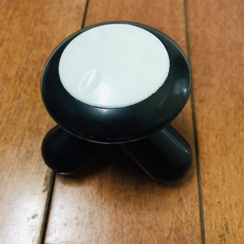 Máy massage mini cầm tay XF-69