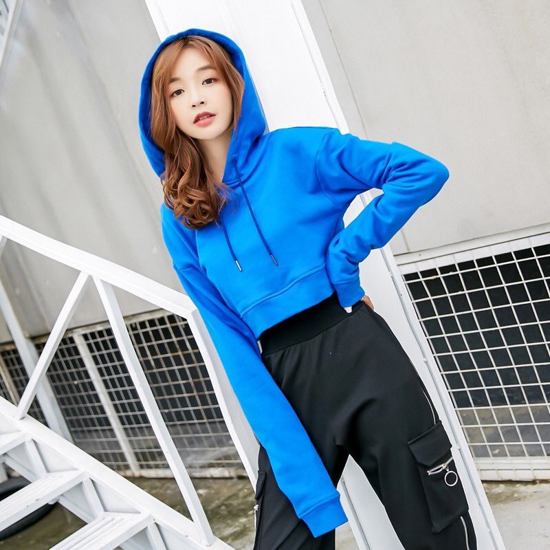 Áo thun croptop dài tay có mũ phối trơn TTS0061