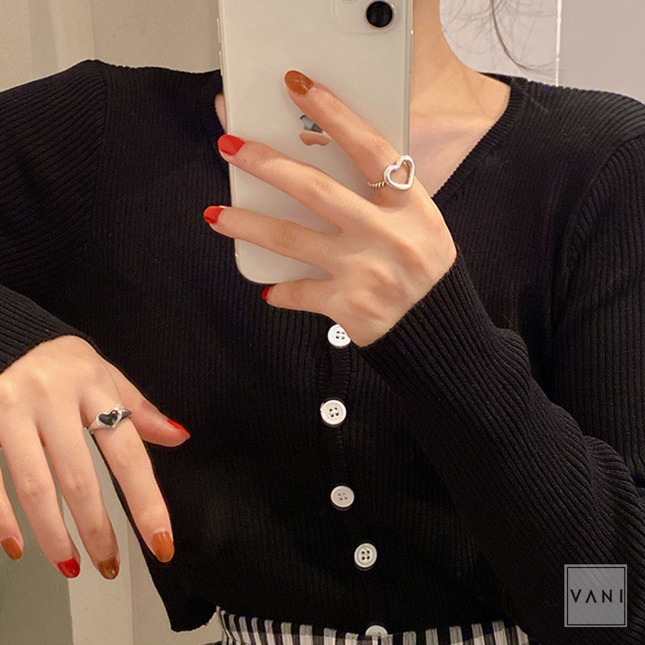 Nhẫn Hình Tim Đá Đen/Tim Rỗng Lớn Retro - Vani Store [TS000517]