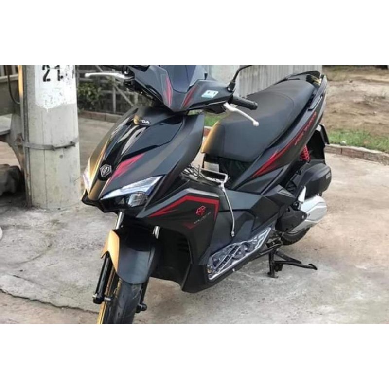 Hai Chai Xịt Làm Mới Nhựa Nhám và Nhựa Bóng Xtream Chính Hãng