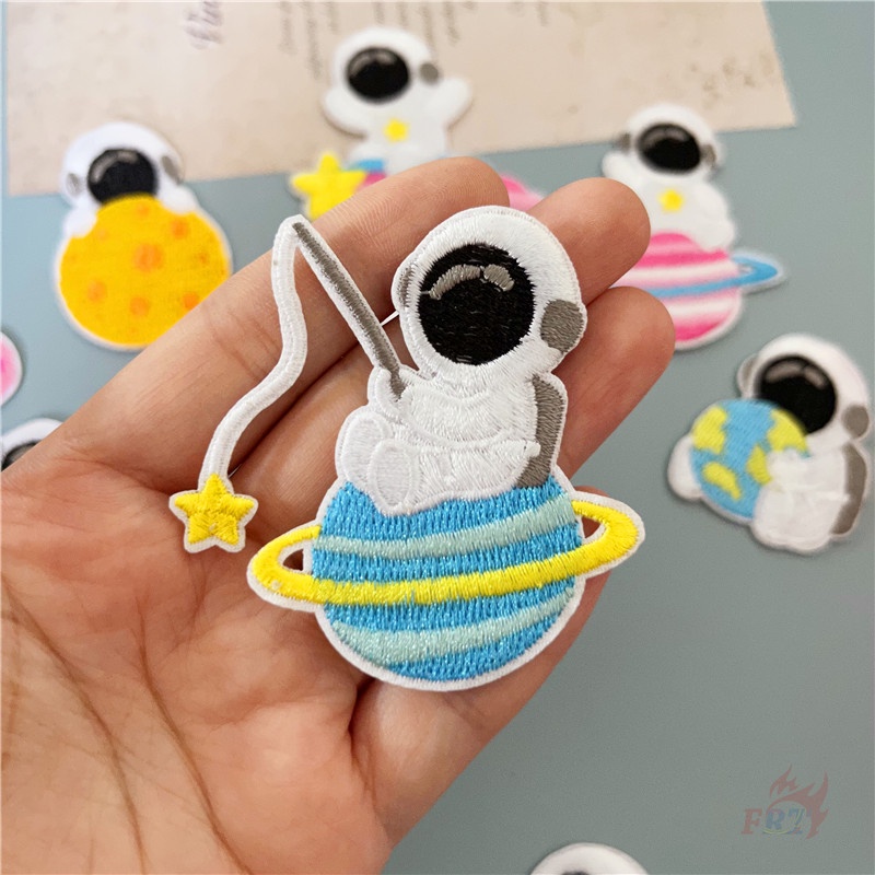 ♥ Sticker Ủi Thêu Hình Phi Hành Gia Hoạt Hình ♥ 1 Sticker Ủi Thêu Hình Huy Hiệu