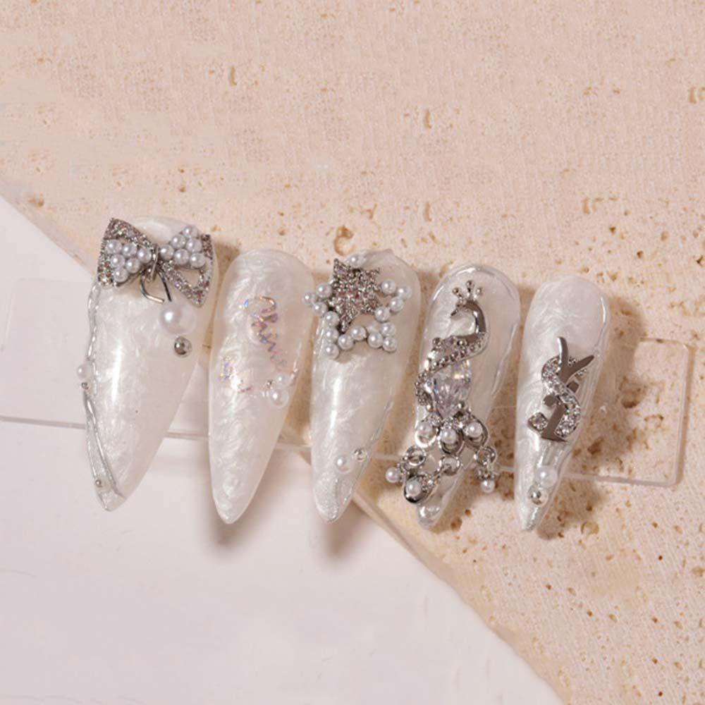 QQMALL Phụ Kiện Trang Trí Móng Nghệ Thuật Hình Bướm 3D Phong Cách Nhật Bản