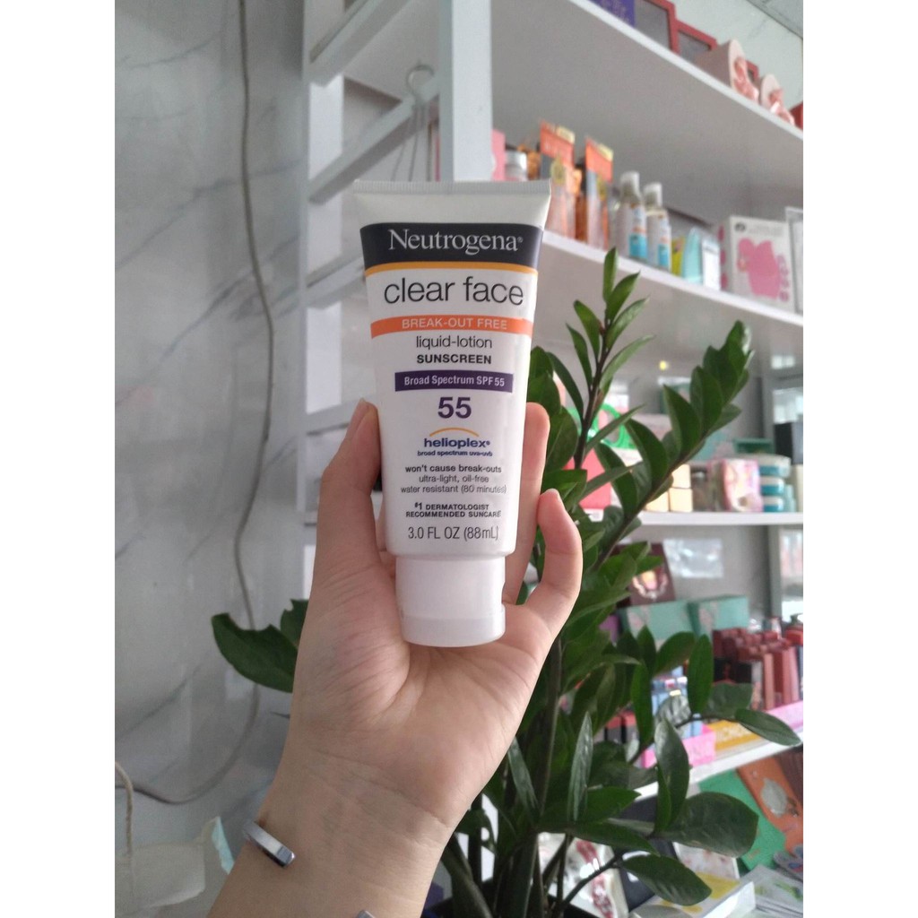 Kem chống nắng Neutrogena Clear Face Liquid Lotion Sunscreen Broad Spectrum SPF 55