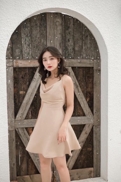 Váy nude 2s xoè cổ đổ kt ( KÈM ẢNH THẬT)