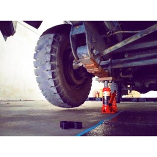 Con Đội Thuỷ Lực ( Kích Ô tô - Kích Thuỷ Lực ) công ty cáp thép THÁI BÌNH VINA