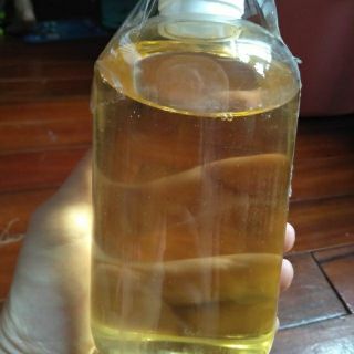 500ml dầu dừa nguyên chất tự nấu(tặng kèm 1 lăn môi dầu dừa+ 1 dưỡng mi dầu dừa)