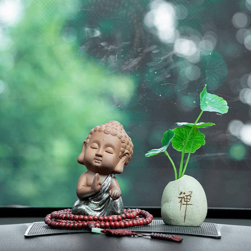 Tượng Phật Nhỏ Bằng Cát Tím Thủ Công Sáng Tạo Trang Trí Nội Thất Xe Hơi