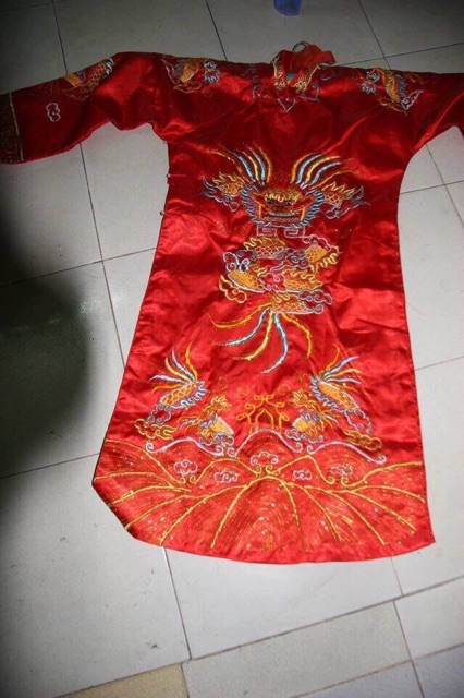 Cách tân nam thêu rồng đủ màu áo dài