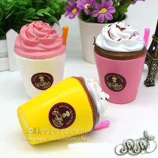 Squishy ly kem hàng chính hãng có bao bì.