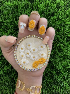 Hoa bột móng nail(kiểu NN sĩ ib sĩ tặng nơ bột)’.
