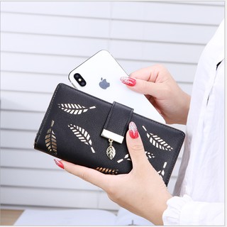Ví nữ cầm tay họa tiết lá - tặng kèm gương mini xinh xắn