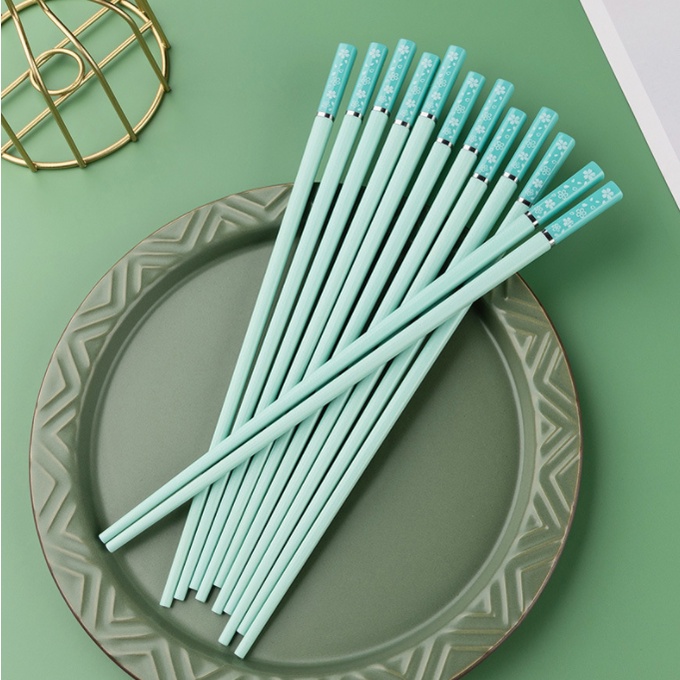 Bộ 5 đôi đũa họa tiết hoa anh đào rơi T18