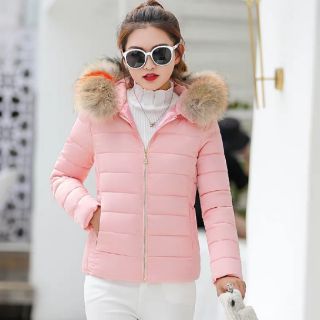 Phao dáng ngắn có mũ lông nữ