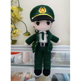 Chú bộ đội bằng len