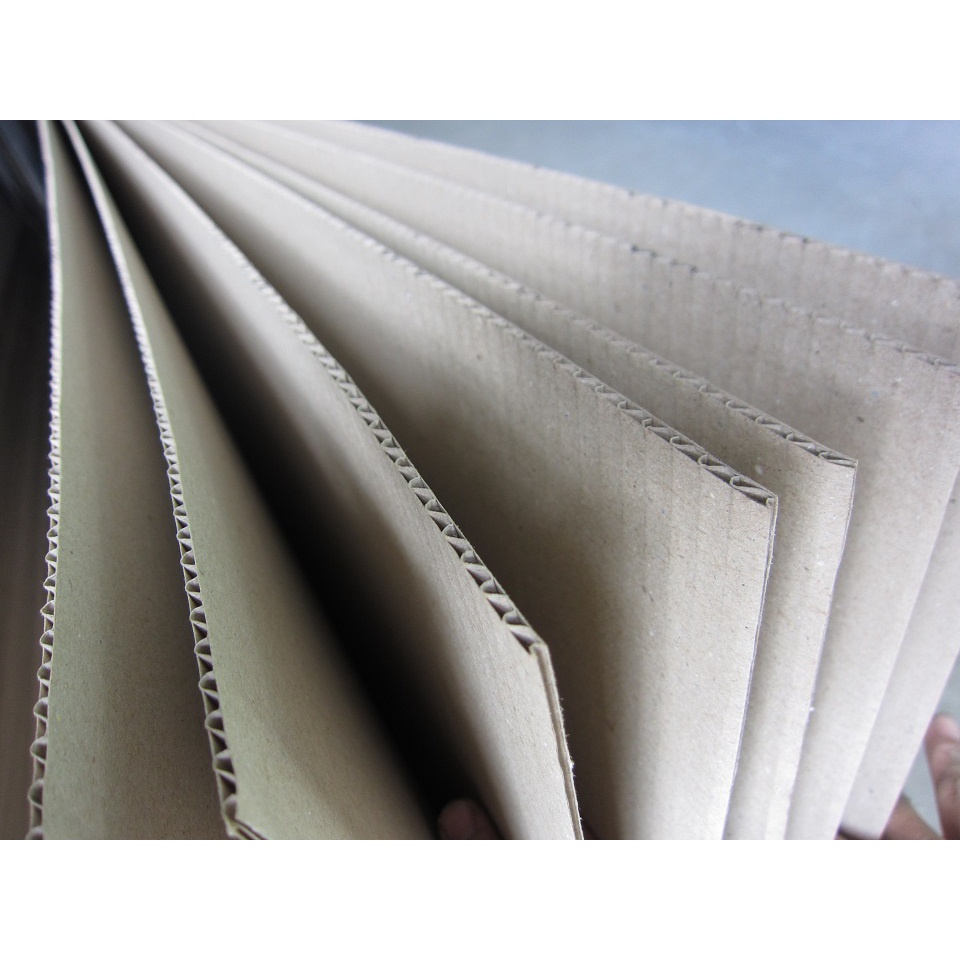 Tấm bìa carton khổ 1x1.5m sóng B, 3 lớp chuyên dùng đóng gói, bọc, lót hàng hóa...