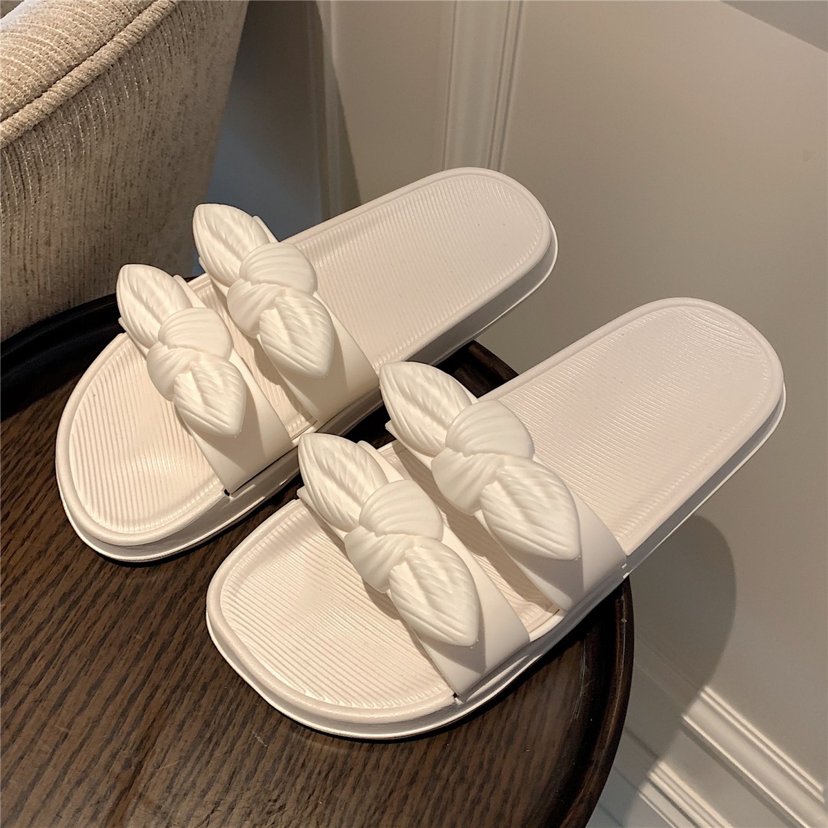 Dép Sandal Đi Biển Chống Trượt Chống Nước Đính Nơ Thời Trang Mùa Hè Cho Nữ