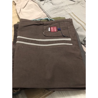 Quần short kaki lửng