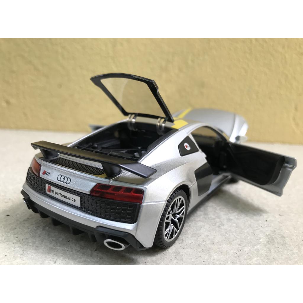 Mô hình xe ô tô Audi R8 V10 Plus 1:32