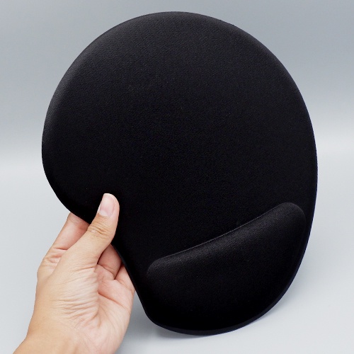 Daiso Miếng di chuột có đồ kê tay tránh mỏi