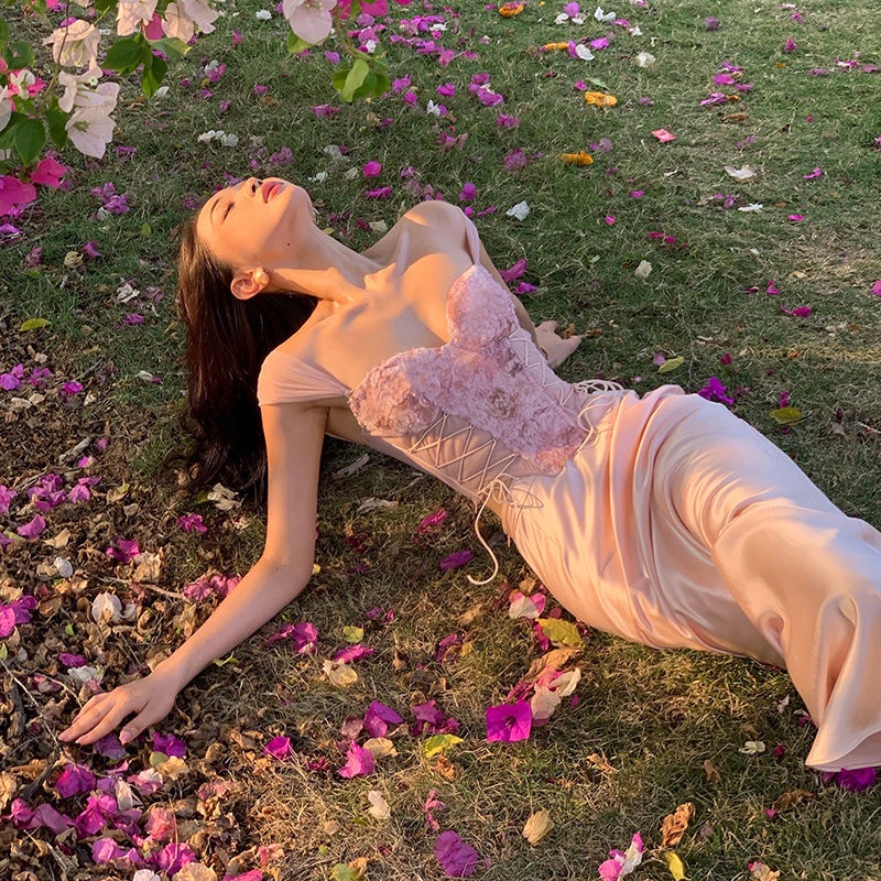 Áo Hai Dây Màu Hồng Dáng Ôm Thời Trang Mùa Hè Quyến Rũ Cho Nữ 16956176885