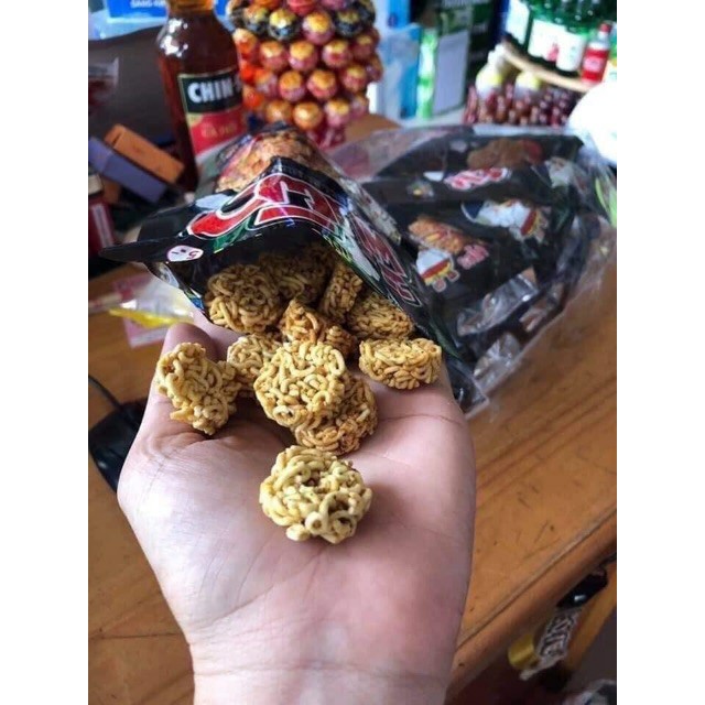 snack mì tôm viên Thái Lan
