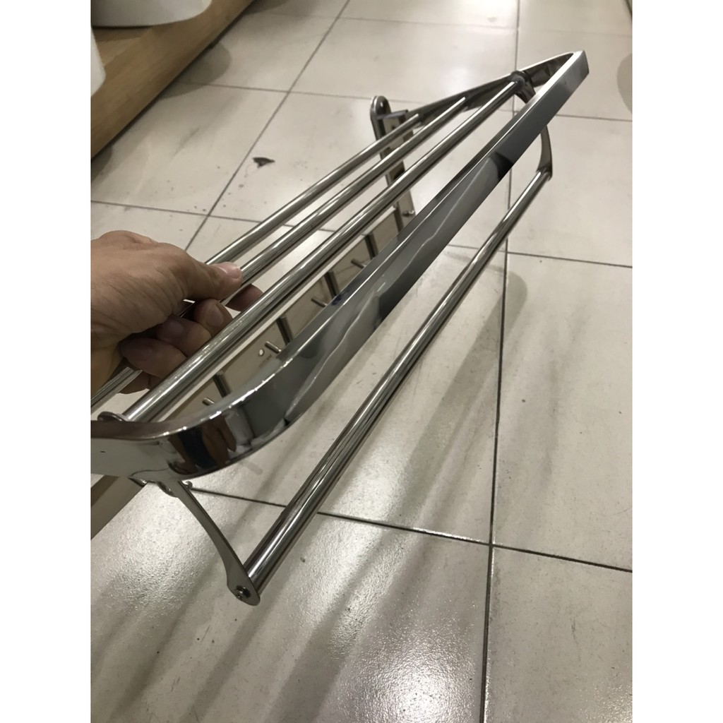 Máng khăn tầng cao cấp inox304 bóng, gấp lên được có móc bên dưới treo quần áo