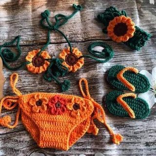 bikini len cho bé yêu ( thêm mẩu ở hình sau)