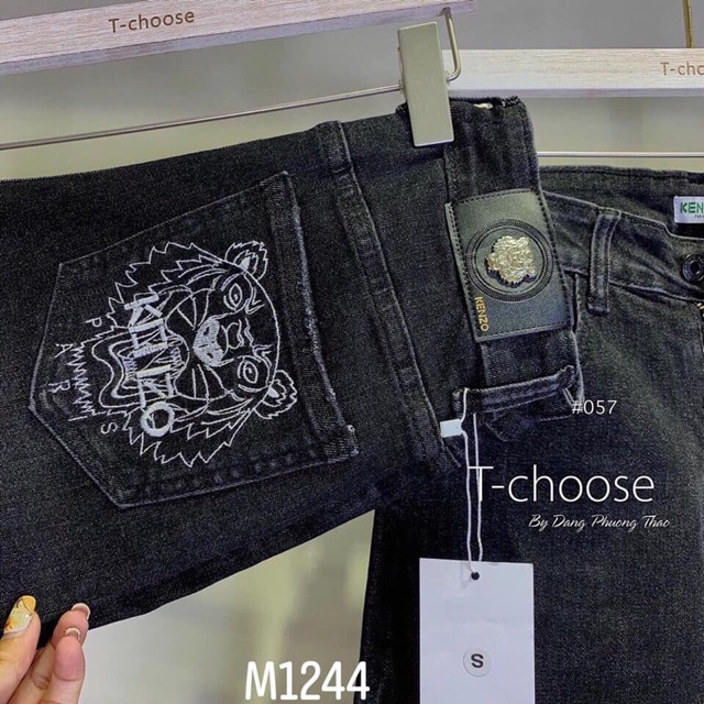 jean kenzoo thêu hot hit đã cập bế tại shop nhé. Chất boy giãn k đẹp k lấy tiền. Sỉ 130k  Size S M L