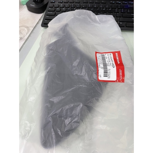 Nắp hộp đồ trước  trái phải SH 2017-2019 chính hiệu honda