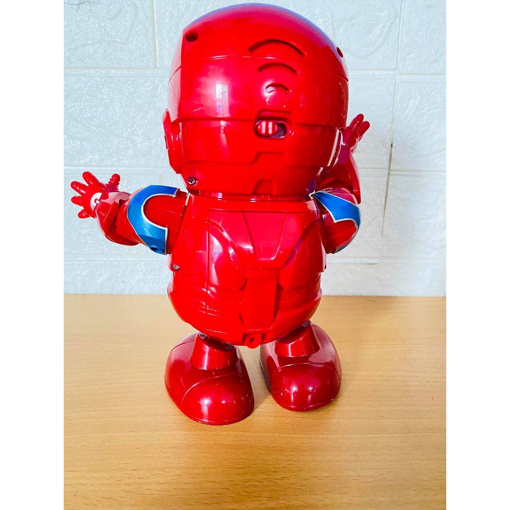 Robot nhảy theo điệu nhạc SPIDERMAN