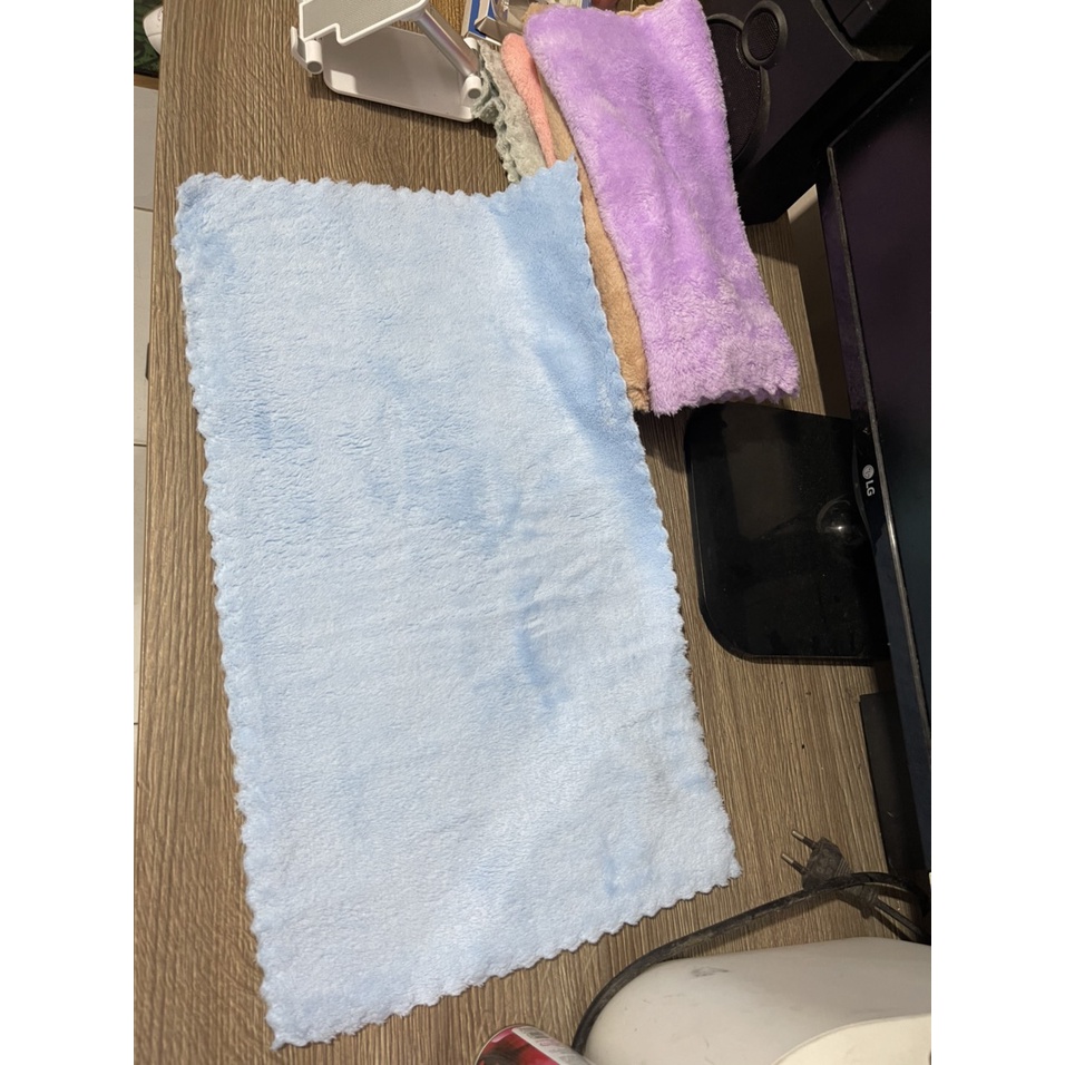 Combo 5 cái Khăn Mặt Lông Cừu Hàn Quốc Siêu Thấm Hút Cực Mịn - 30x50 cm Trơn K9